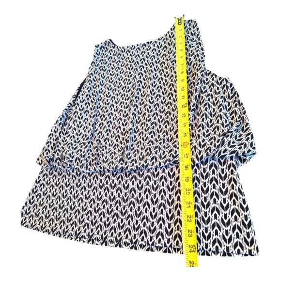 Lane Bryant Blouson Tank Blouse Top Liquid Knit Geo Print Black White 18 / 20 - Picture 12 of 14